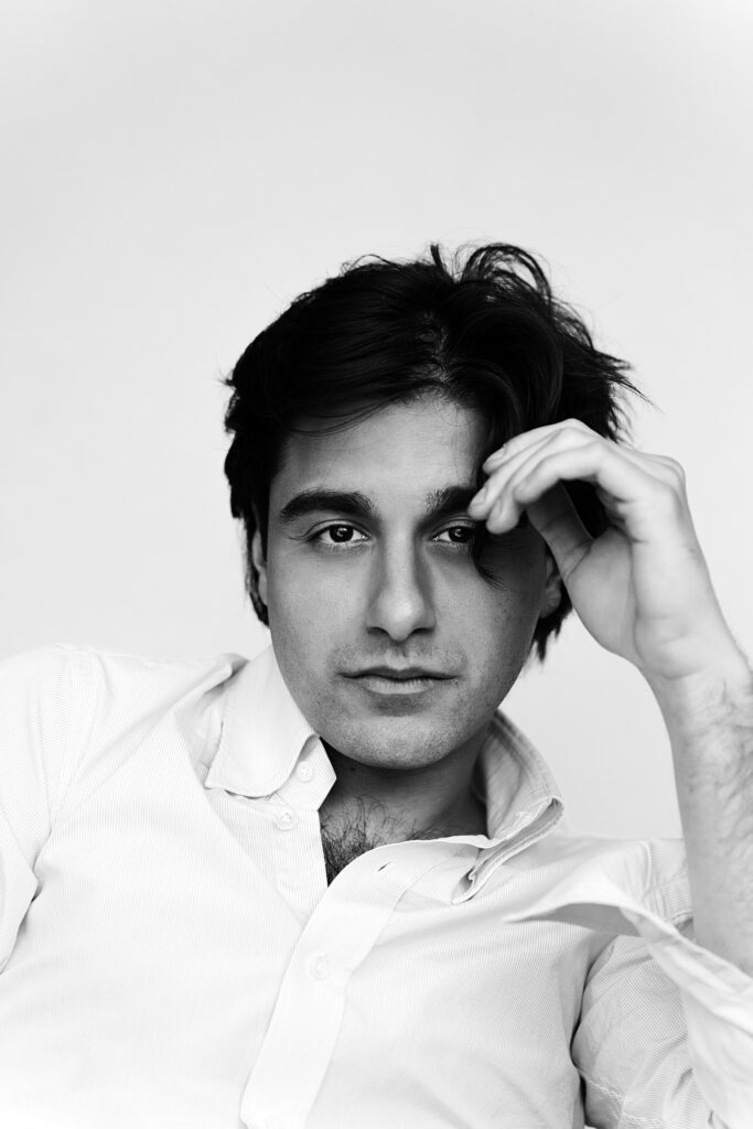 Atrin Madani — Pressefoto 1